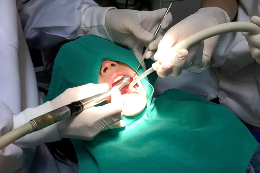 وظایف یک متخصص عصب کشی دندان چیست؟