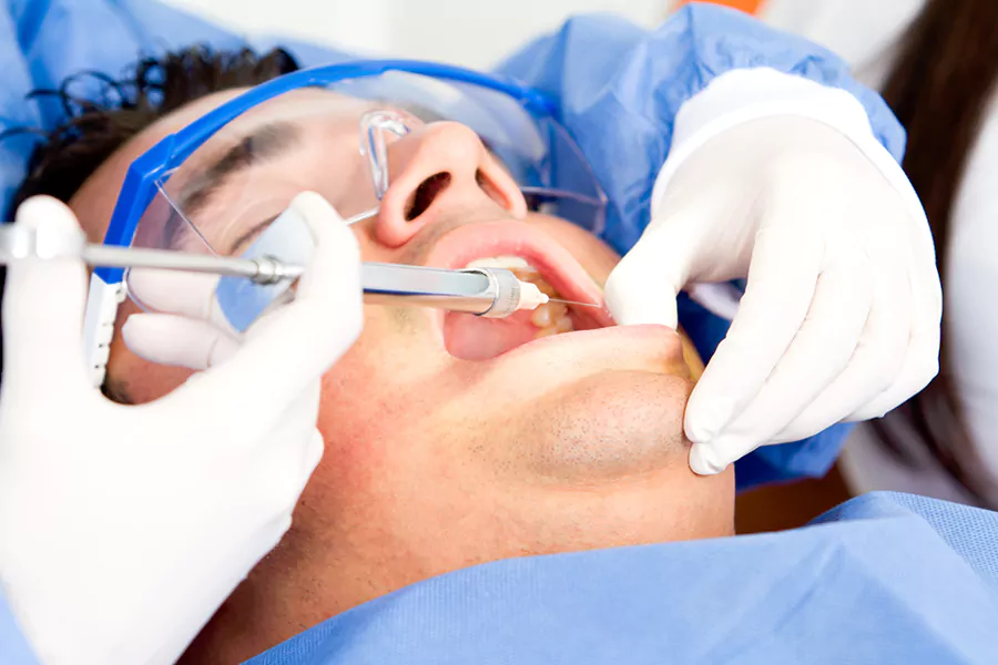 چرا دچار درد ناشی از عصب کشی دندان می شویم؟